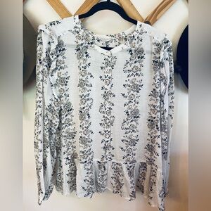 Lucky Brand white gray floral long sleeves XLarge